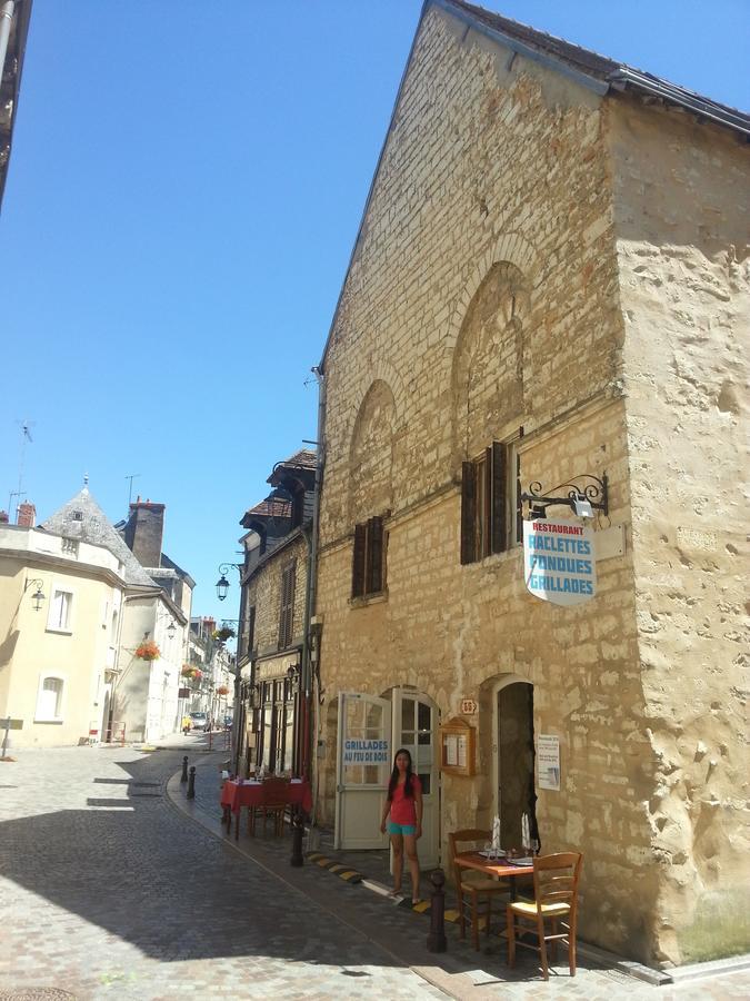 Chez Stephanie Châteauroux Buitenkant foto