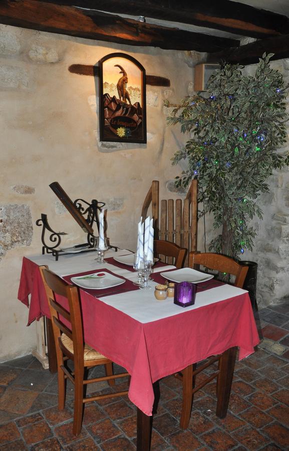 Chez Stephanie Châteauroux Buitenkant foto